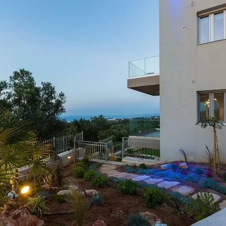 公寓 Vigla 罗希姆诺